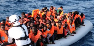Migranti, Germania sospende arrivi dall’Italia