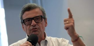 Immigrazione, Calenda “Da Meloni molta retorica”