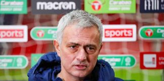 Mourinho non ci sta “Non sono il problema della Roma”