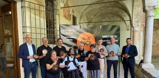 Bertoli e Ruggeri sul palco del PalaUnical per il primo concerto in Italia accessibile a tutti i disabili