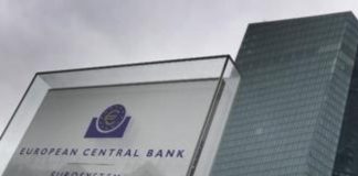 Tassa extraprofitti banche, Bce critica: monito all’Italia