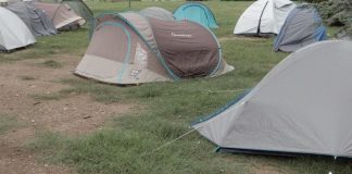 Caro affitti, da Roma a Milano studenti tornano in tenda davanti alle università