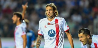Monza-Lecce 1-1, gol di Krstovic e Colpani