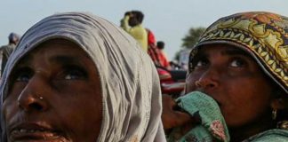 Pakistan, donna lapidata dai parenti per adulterio