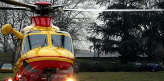Scontro in volo tra deltaplano e parapendio, un morto e un ferito