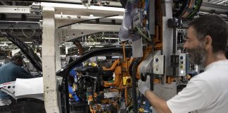 Pil, Italia frena e Istat rivede stime: -0,4% in secondo trimestre