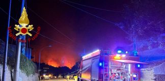 Incendi Sicilia, Palermo e tutta la provincia nella morsa del fuoco – Video