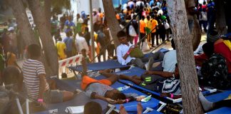 Migranti, ancora sbarchi a Lampedusa: nella notte arrivati in 300
