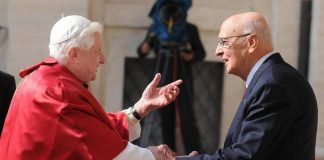 Napolitano, due Papi nel mandato: con Ratzinger e Bergoglio amicizia e rispetto