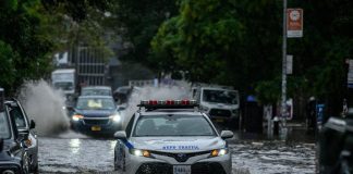 New York, in 3 ore la pioggia di un mese: “Pericolo di morte”