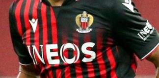 Nizza, calciatore minaccia suicidio da ponte su autostrada