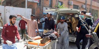 Pakistan, attacco kamikaze in Baluchistan: 52 morti