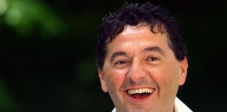 Ballando con le Stelle 2023, anche Teo Mammucari tra i concorrenti