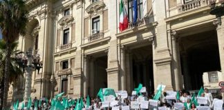 Medici specializzandi protestano a Roma: “Mai più schiavi”