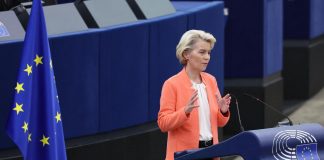 Ue, von der Leyen: “Ho chiesto a Draghi rapporto su competitività”