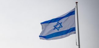 Israele, chi sono i due italiani dispersi: “Rapiti in kibbutz”