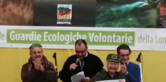 La guardia ecologica del Parco del Mincio Carla Carpi premiata da Fontana