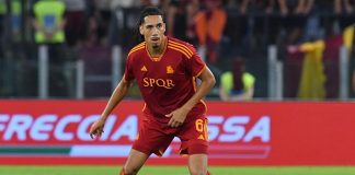 Ladri in casa del calciatore giallorosso Chris Smalling a Roma
