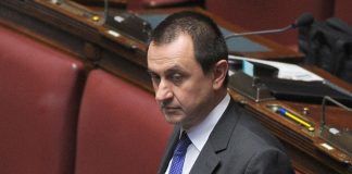 Italia Viva, Rosato lascia partito Renzi: “Sbagliato rompere con Terzo polo”