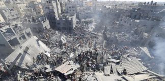 Israele martella Gaza ma frena ancora su offensiva di terra, ecco perché