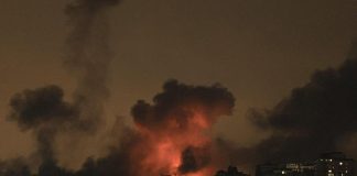 Israele, almeno 1200 morti. A Gaza “colpiti 450 obiettivi”. Razzi dalla Striscia