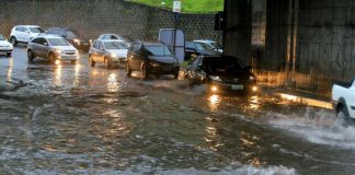 Maltempo in Toscana, è allerta arancione. Bomba d’acqua a Follonica