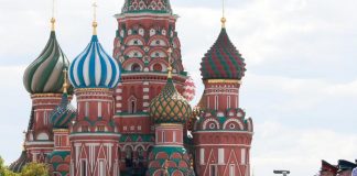 Guerra Ucraina, Russia accusa Kiev: “Abbattuto drone, l’obiettivo era Mosca”