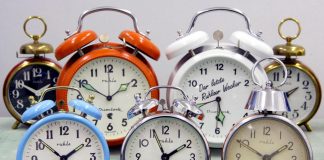 Ora solare 2023, ecco quando spostare le lancette