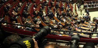 Riforme: fumata bianca premierato, stop senatori a vita, l’opposizione attacca