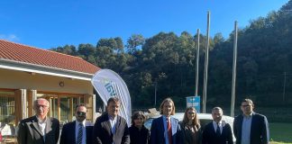 Stazioni mobili con auto e bici elettriche per collegare i comuni meno serviti dai trasporti