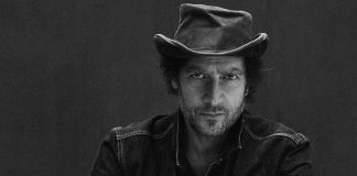 Tricarico contro tutti: “I social tossici e il Sanremo di Amadeus fa schifo”