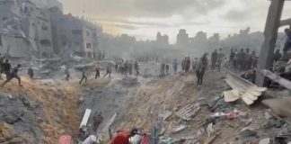 Israele bombarda campo profughi, decine di morti: “Ucciso comandante Hamas”