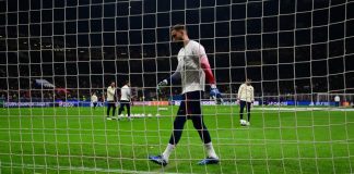 Milan-Psg, Donnarumma accolto con banconote e insulti