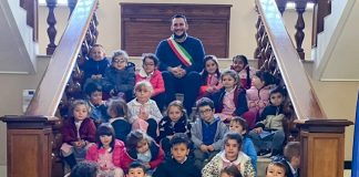 I bimbi della scuola di Breda Cisoni alla scoperta del municipio di Sabbioneta