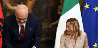 Accordo Italia-Albania sui migranti, opposizioni: “Testo sia sottoposto al Parlamento”