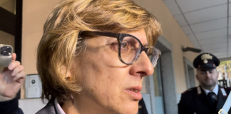 Caso Grillo jr, le lacrime di Silvia al processo: “Volevo suicidarmi”
