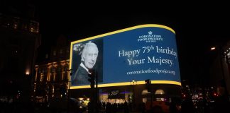 “Buon compleanno, pa”, auguri di Harry il più bel regalo per Carlo