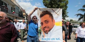 Omicidio Cerciello, scattò foto di Hjorth bendato: carabiniere condannato a un anno