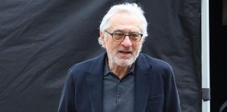 De Niro alla sbarra, l’ex assistente: “Battute sessiste, dovevo grattargli la schiena”