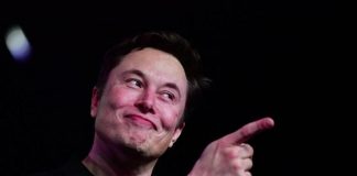 Elon Musk, la sua vita diventa un film: pubblico e privato di Mr X