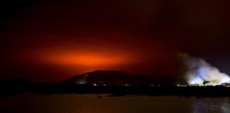 Islanda, il vulcano Fagradalsfjall fa paura: rischio eruzione, migliaia di evacuati