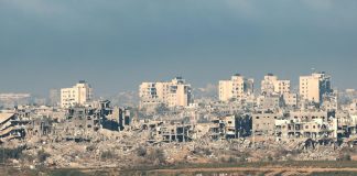 Israele, raid su Gaza distrugge casa leader di Hamas Haniyeh