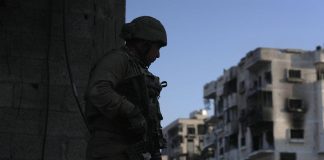 Israele: “Hamas ha perso controllo nord di Gaza”. Ostaggi in cambio di tregua: si tratta