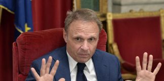 Lollobrigida: “Polemiche pretestuose su treno, non ho chiesto favori”