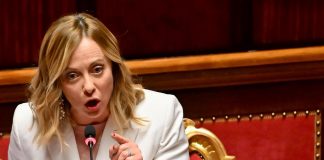 Assalto sede Pro Vita, Meloni: “Arrivi risposta chiara da Schlein, Conte e Landini”