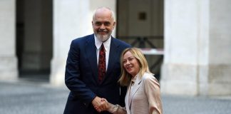 Accordo Italia-Albania, Pd smentisce su Rama fuori da Pse ma resta il tema politico