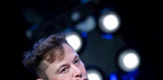 Musk risponde ad Hamas: “Andare a Gaza? Al momento sembra un po’ pericoloso”