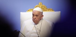 Per Papa Francesco “condizioni di salute buone, esclusa polmonite”