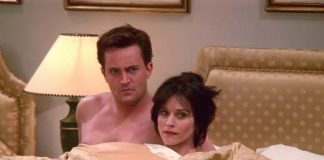 Courtney Cox ricorda Matthew Perry con scena di Friends: “Mi manchi ogni giorno”