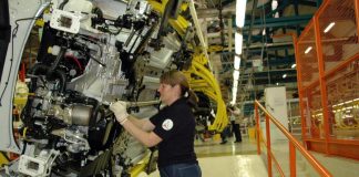 Ocse, rallenta la crescita dell’Italia: pil frena a +0,7% nel 2023 e 2024
